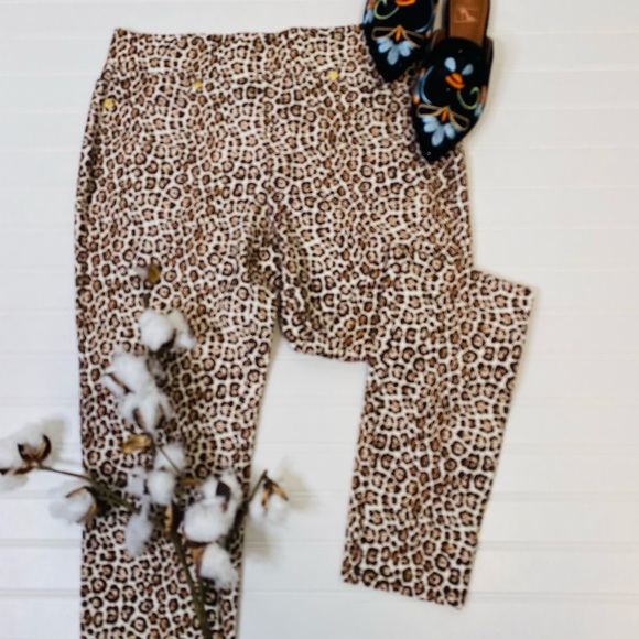 Michael Michael Kors Cheetah Animal 